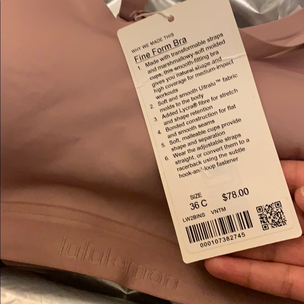 NWT/Lululemon Fine Form Bra/size 36C - Picture 6 of 8